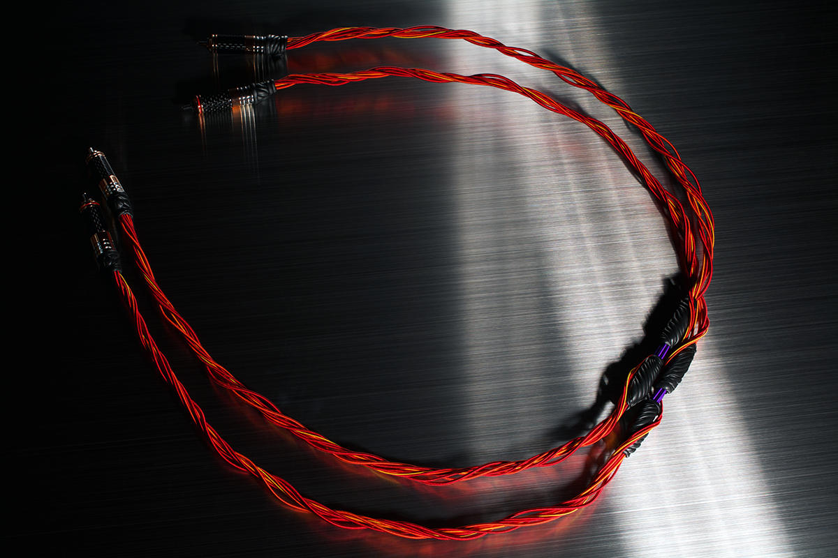 ELPISPANDORA photograph of Red Miracle RCA interconnect